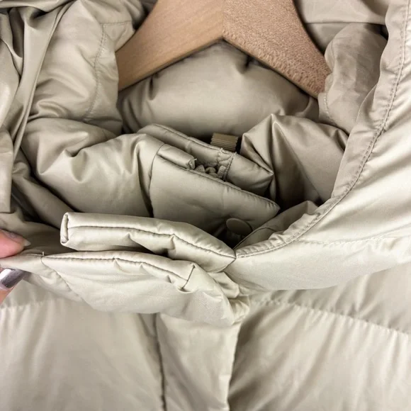 lululemon athletica Cream Puffer Coat - Picture 4 of 12